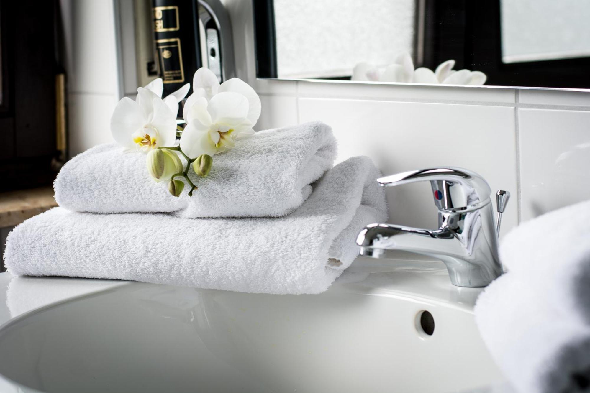 Hotel Avenue Altenfurt ニュルンベルク エクステリア 写真