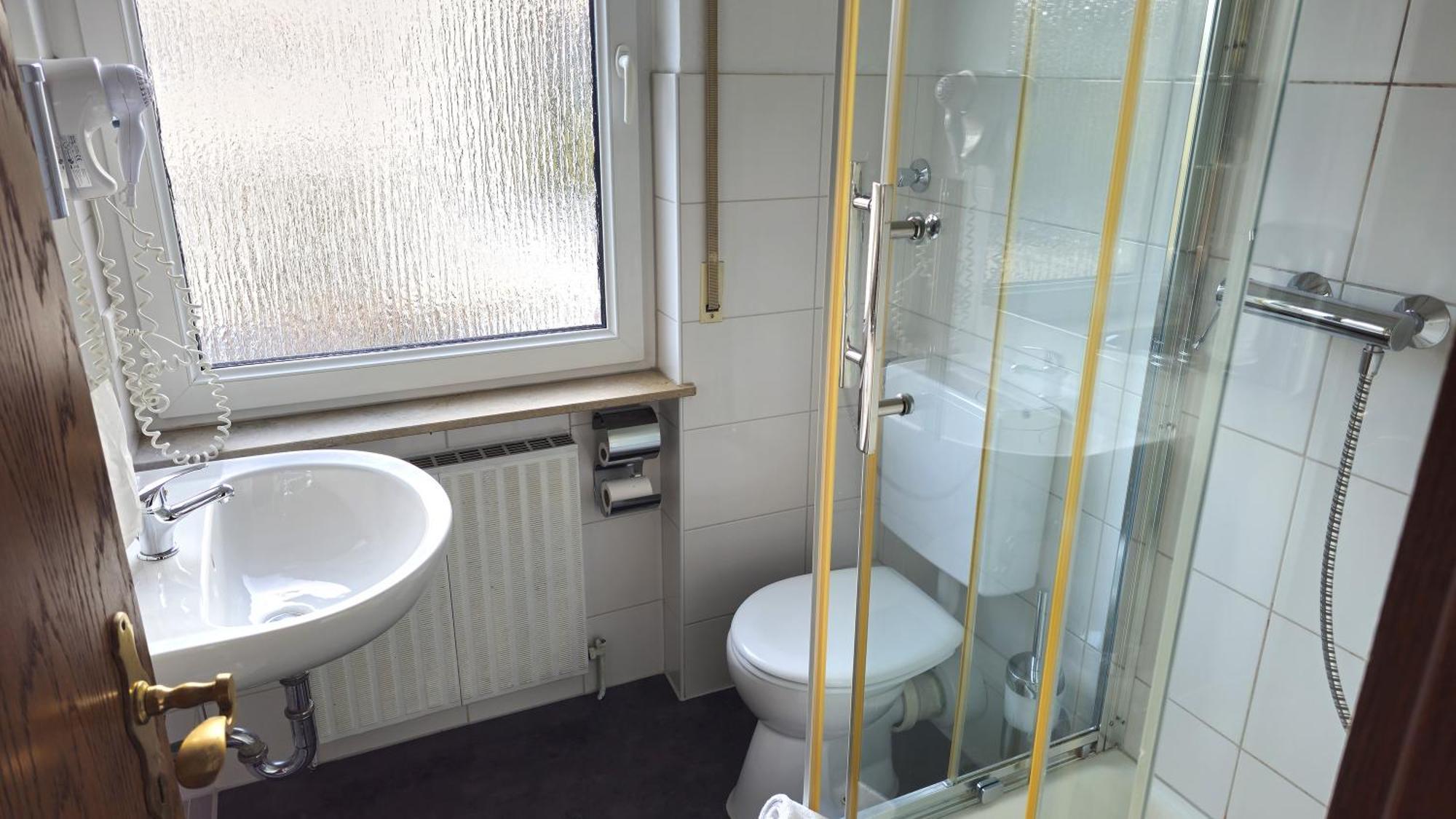Hotel Avenue Altenfurt ニュルンベルク エクステリア 写真